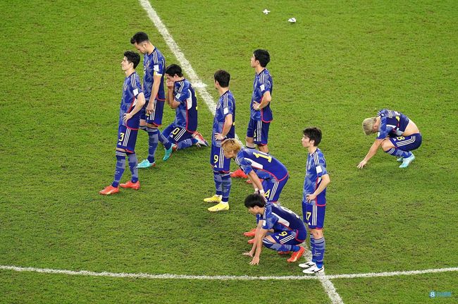 现年46岁的宫本恒靖在球员生涯司职后卫，曾随日本国家队参与了02年和06年两届世界杯，于去年成为日本足协理事，现担任日本足协专务理事。